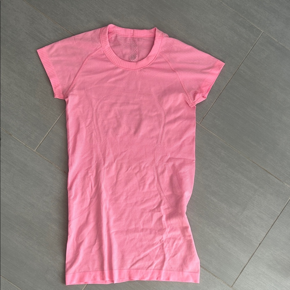 lululemon athletica Short Sleeve Crewneck Tee in Bubblegum Pink